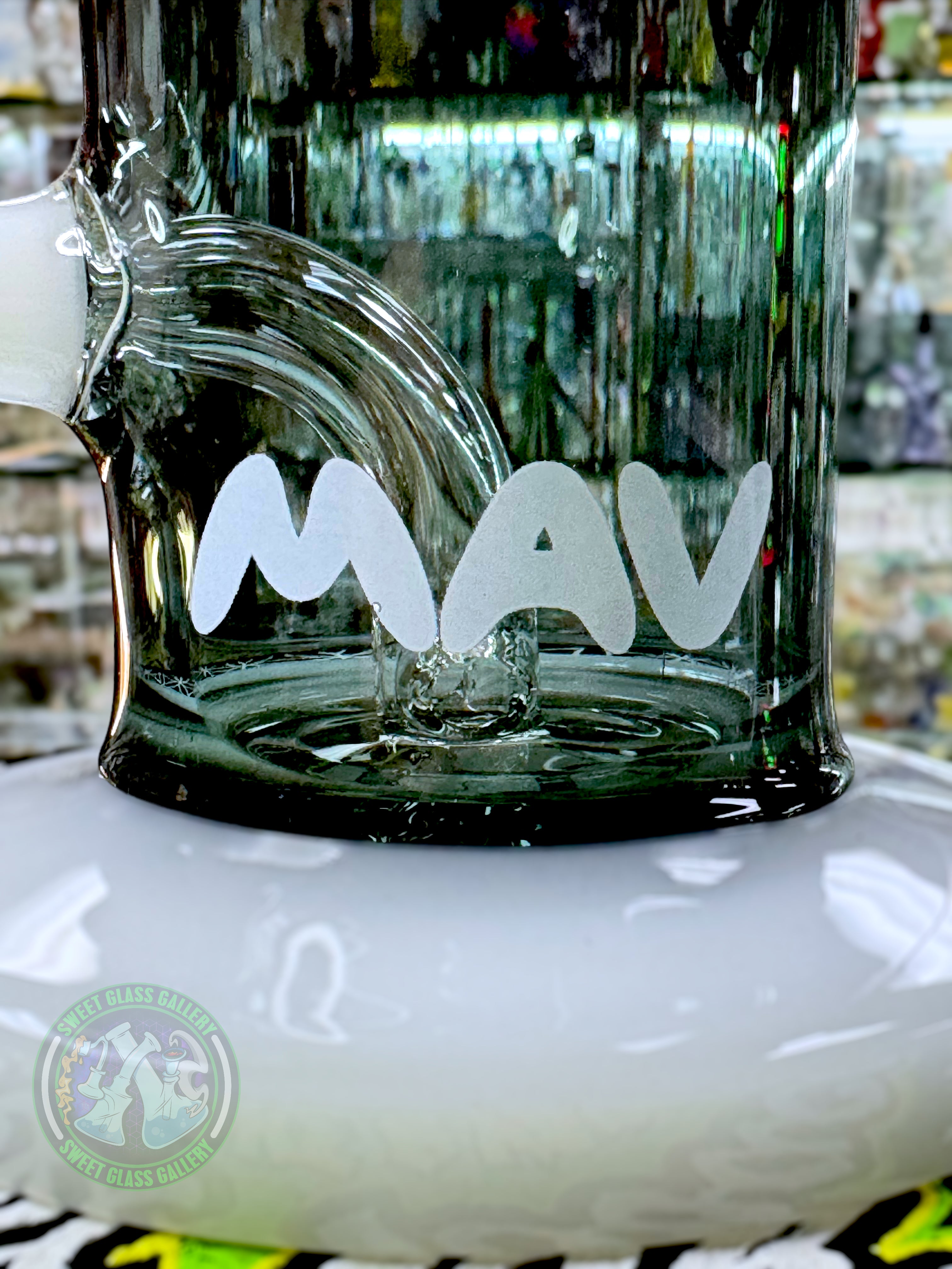 Mav Glass -  Bent Neck Rig #8