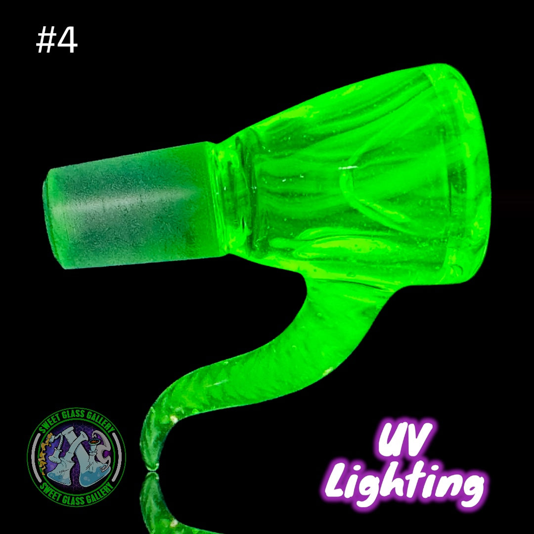 Nes Glass - Bowl #4 - Horned UV 18mm