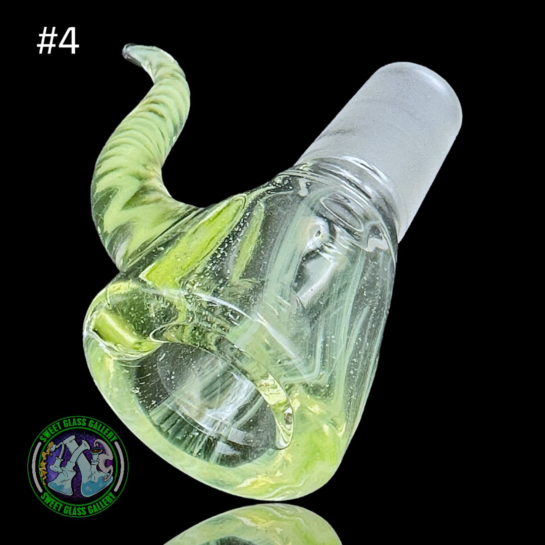 Nes Glass - Bowl #4 - Horned UV 18mm