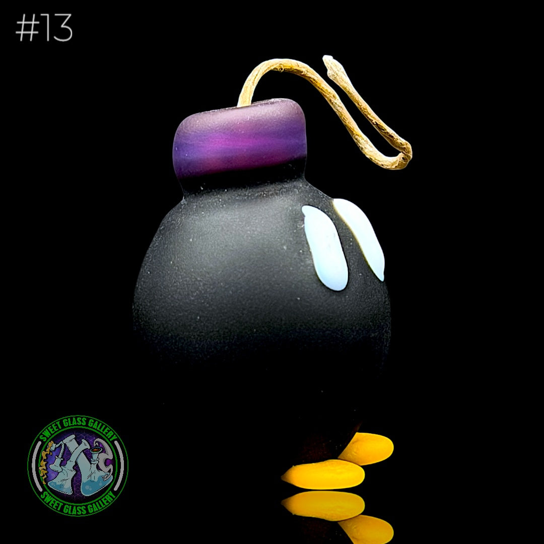 Sandberg Glass - Bob-omb - Hemp Wick Holder #13