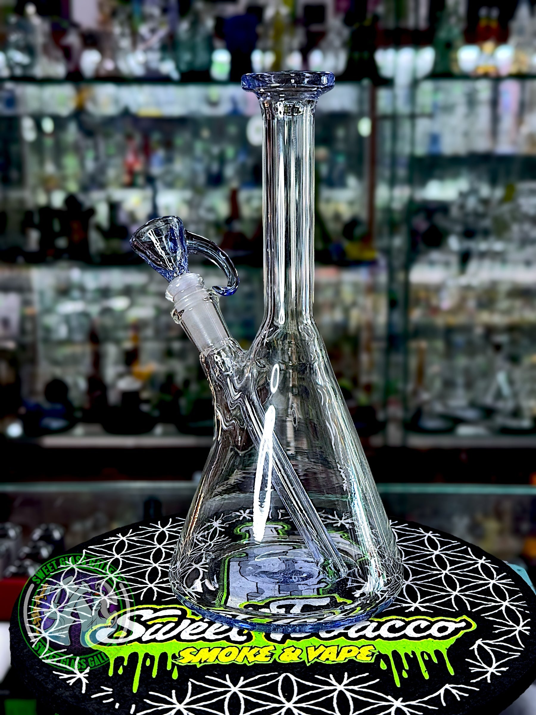 Empty1 Glass - Rig #3 - Mini Beaker w/ Bowl (Blue Dreamingo UV)