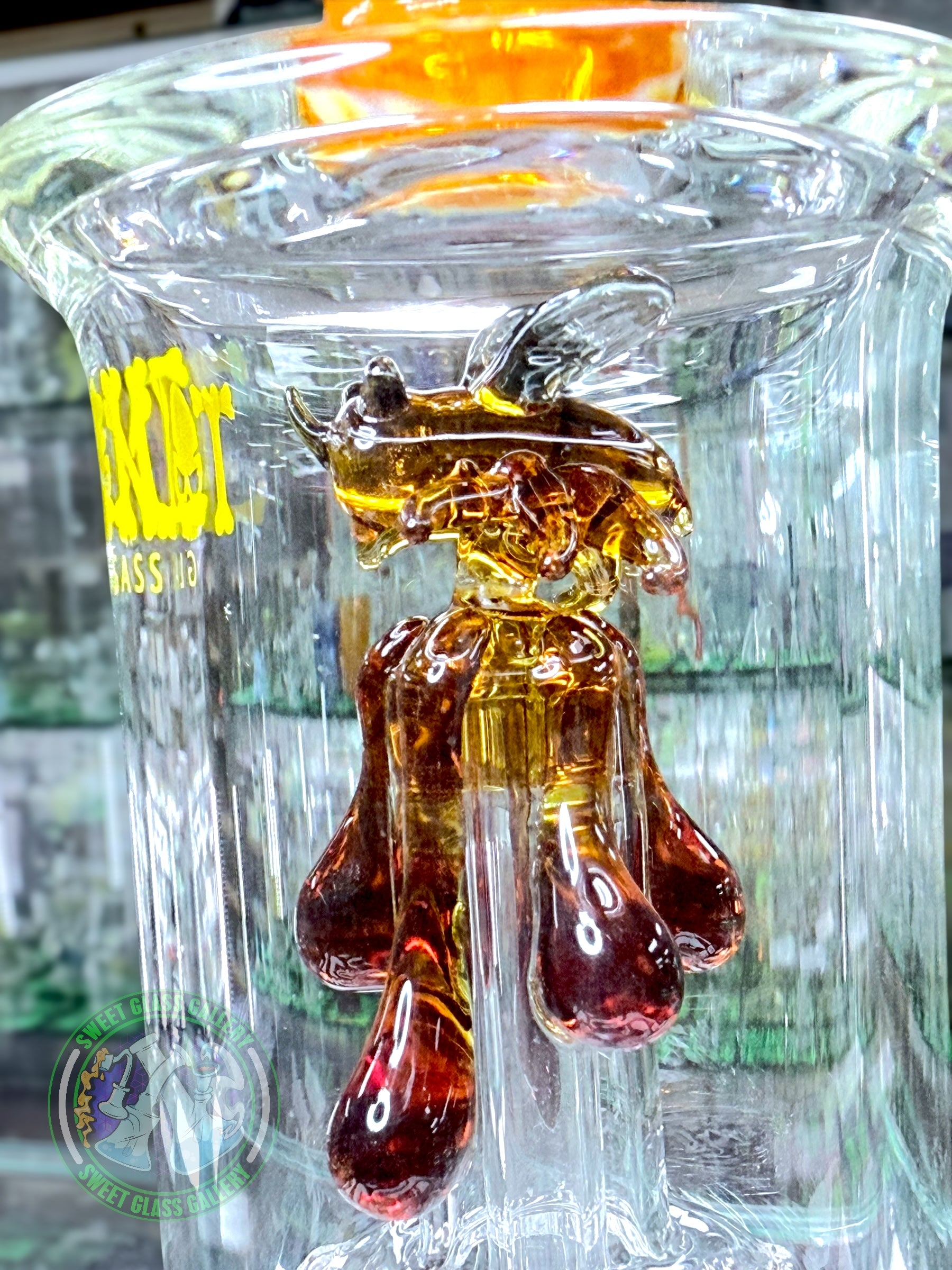 Toxic Glass - Attachment #48 - Focus V Carta Honey Bee