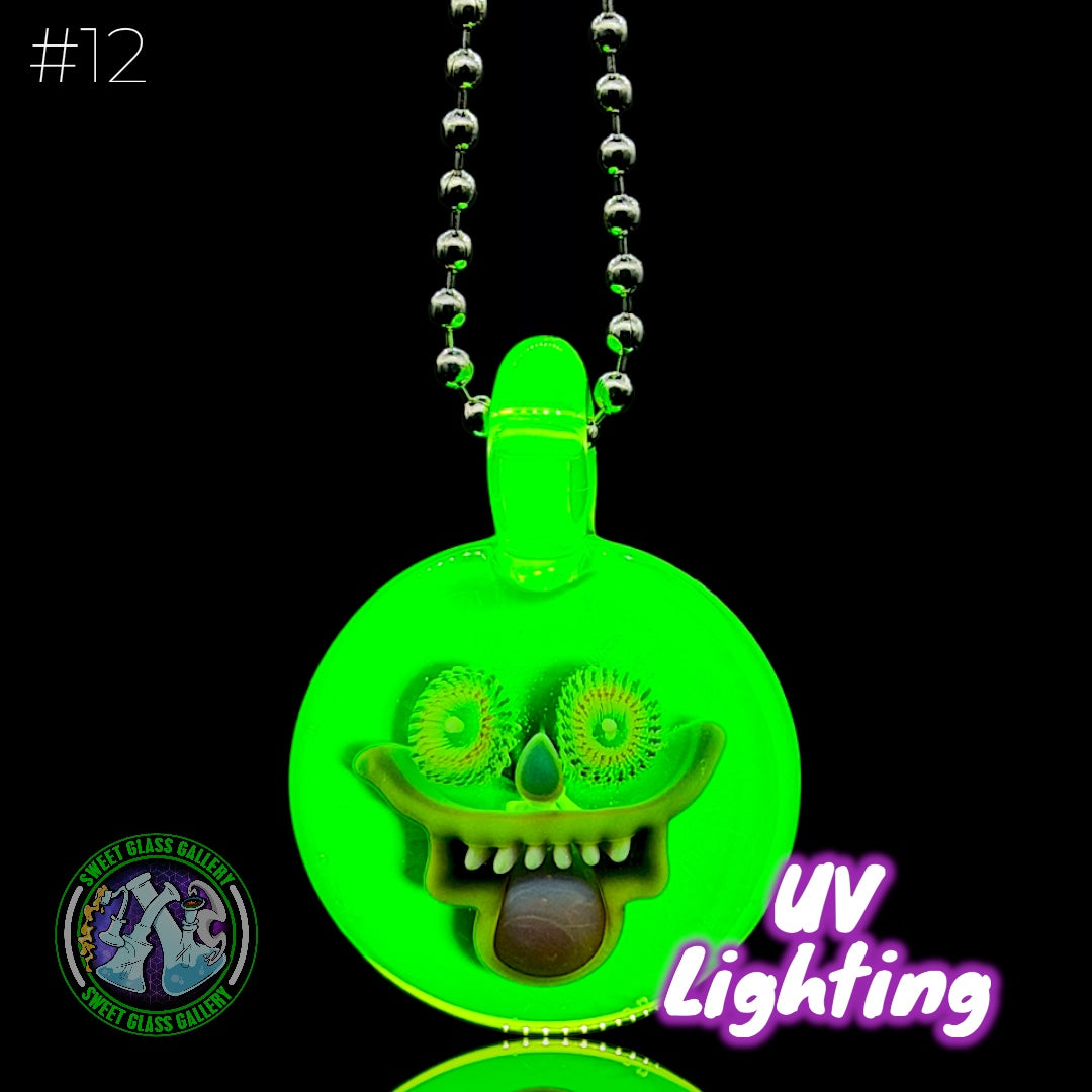 Steve H Glass - Pendant #12 - Face Implosion