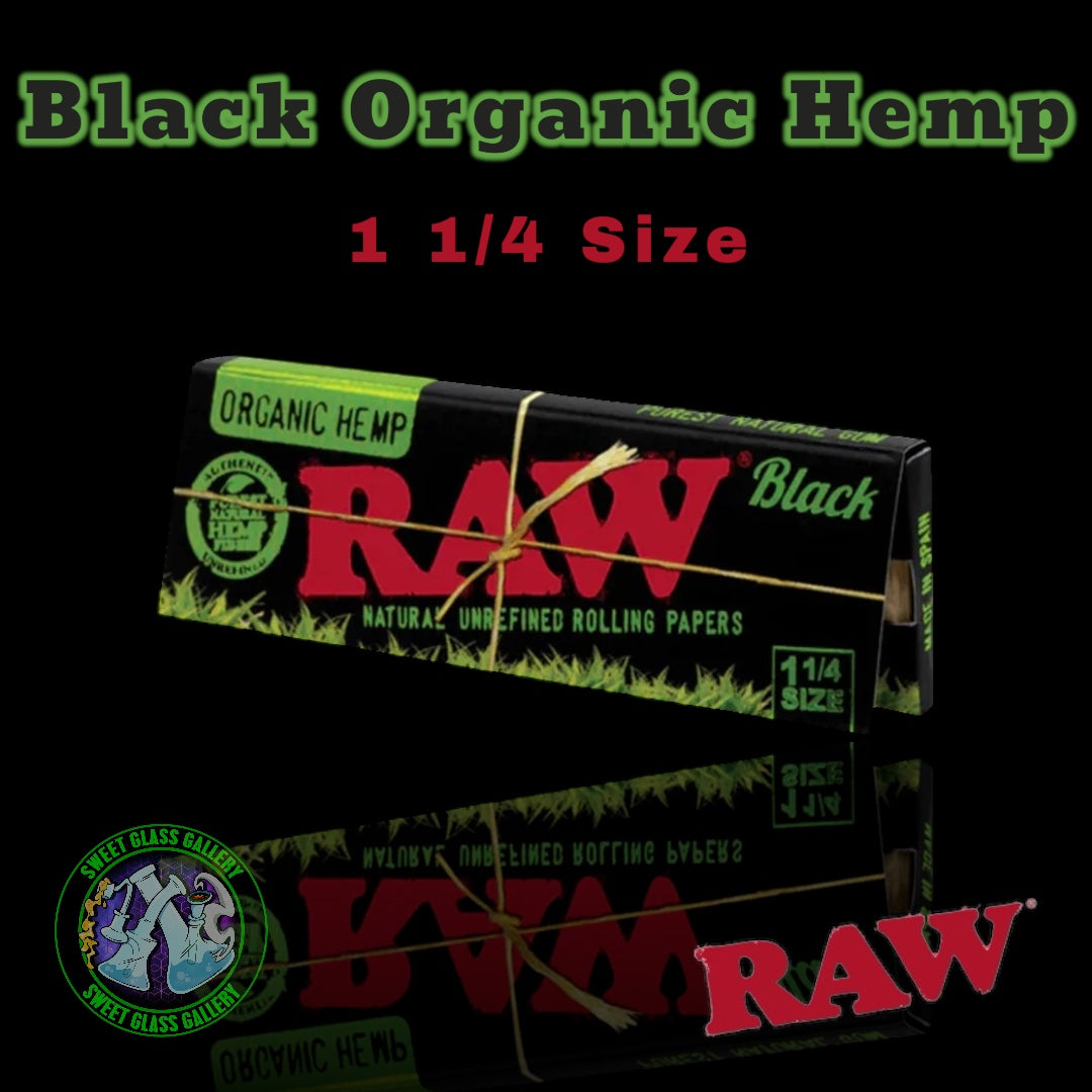 Raw - Black Organic Hemp 1 1/4 Size Papers