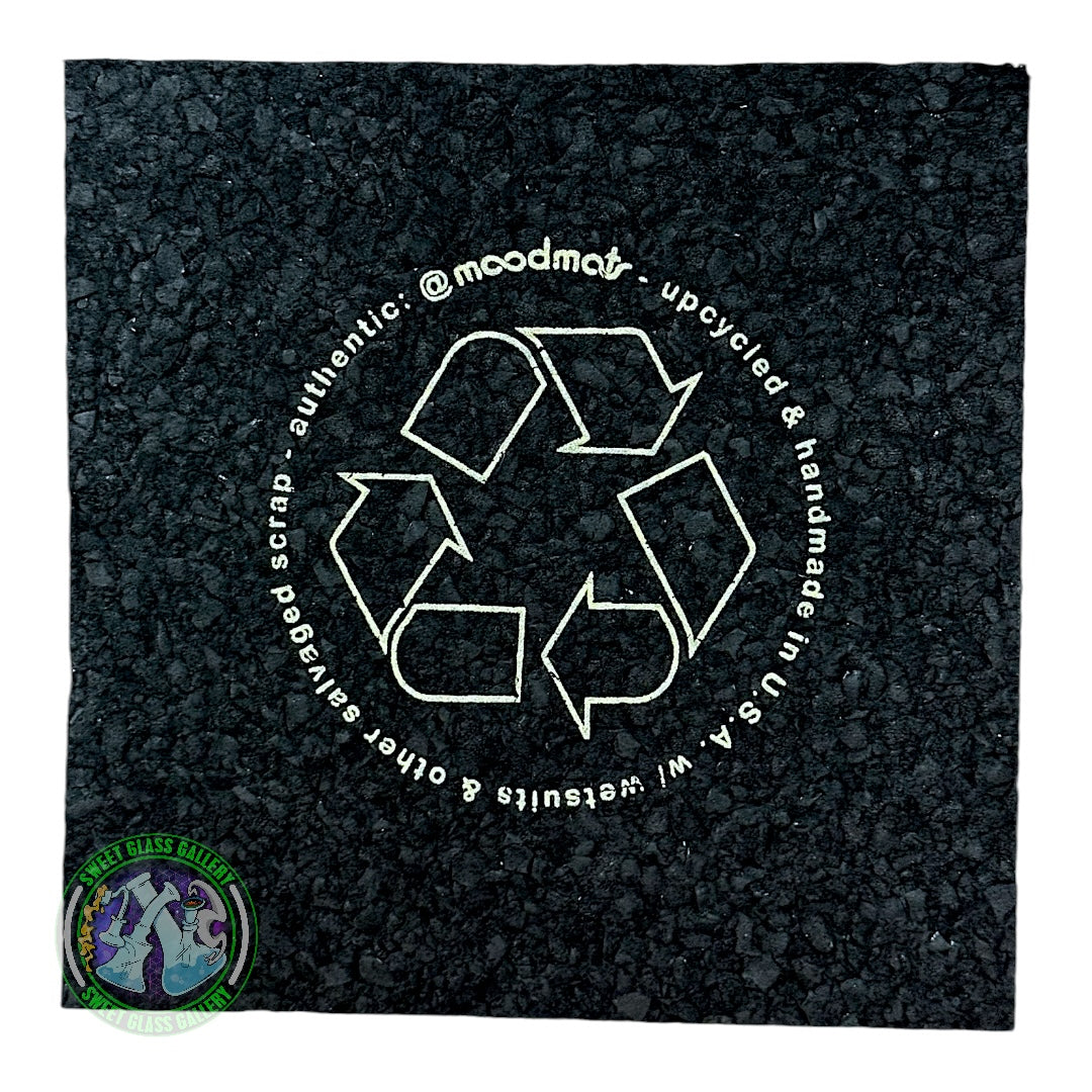 Moodmats - Dab Mat - Sweet Glass Gallery 5” (White)