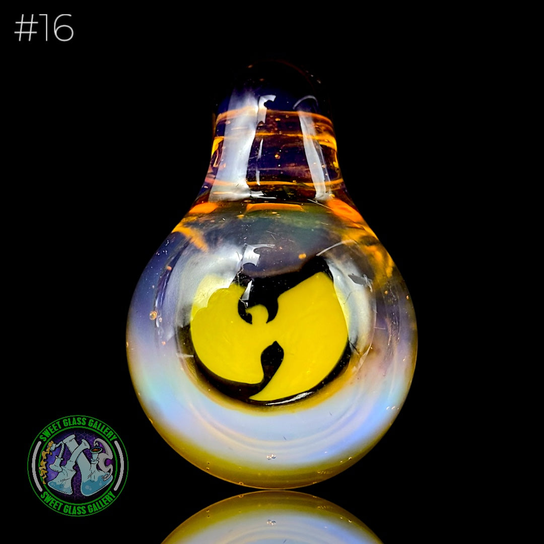 Keys Glass - Pendant #16 (Wu-Tang)