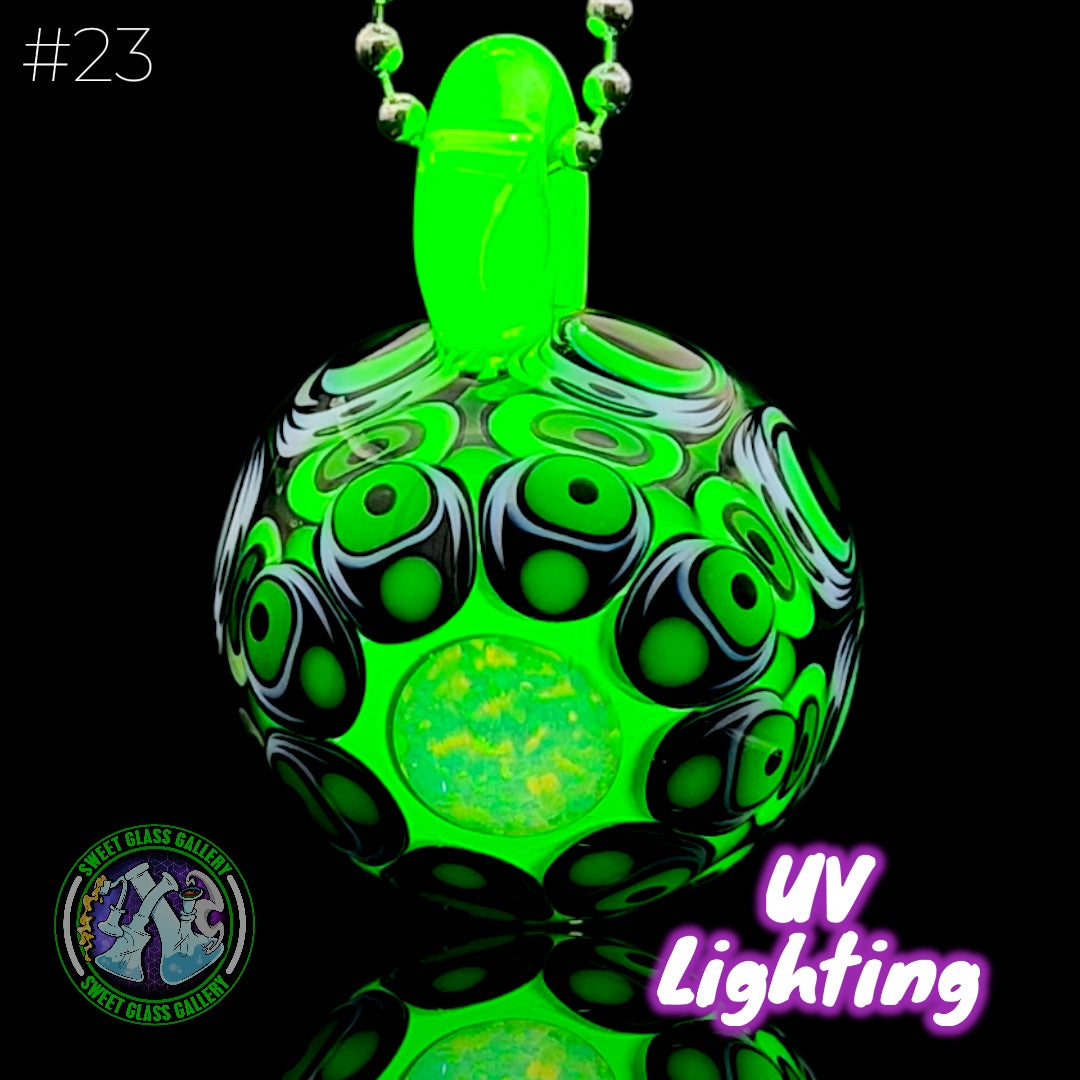 Steve H Glass - Pendant #23 - Dot Stack