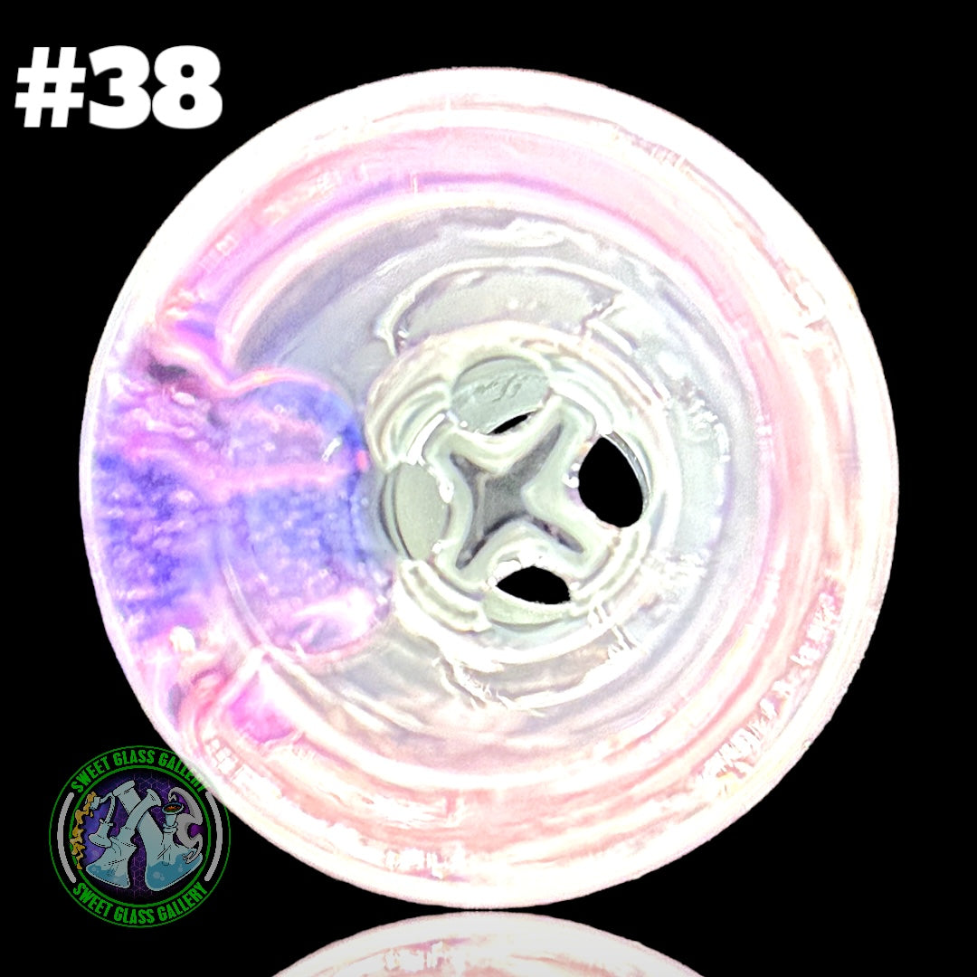 Algae - Bowl #38 - Horn 4-Hole 18mm