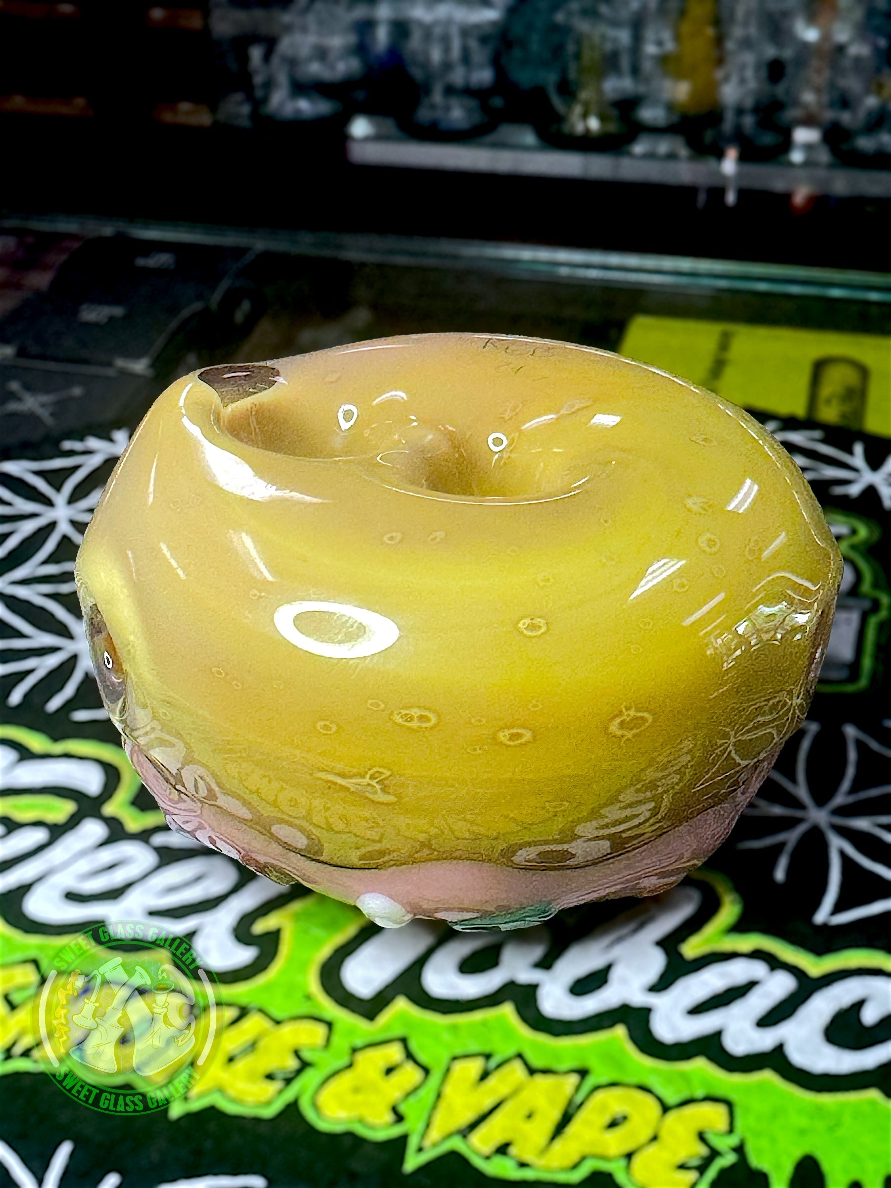 KGB Glass - Donut Dry Pipe