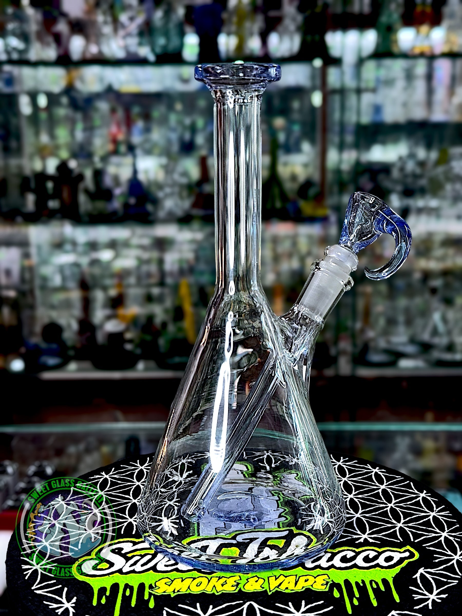 Empty1 Glass - Rig #3 - Mini Beaker w/ Bowl (Blue Dreamingo UV)