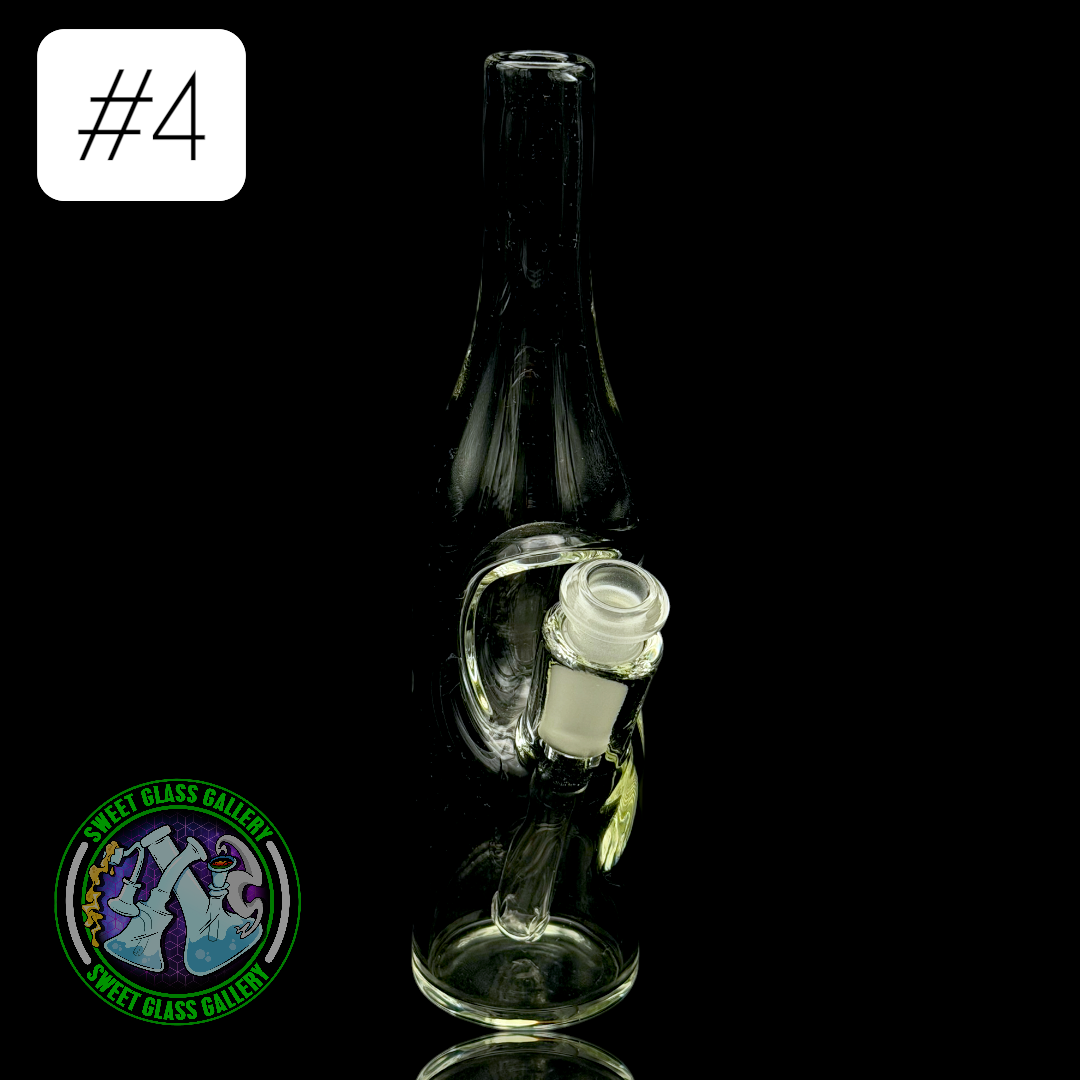 Billzboro Glass - Rig #4 - Saki Bottle *Small Blemishes