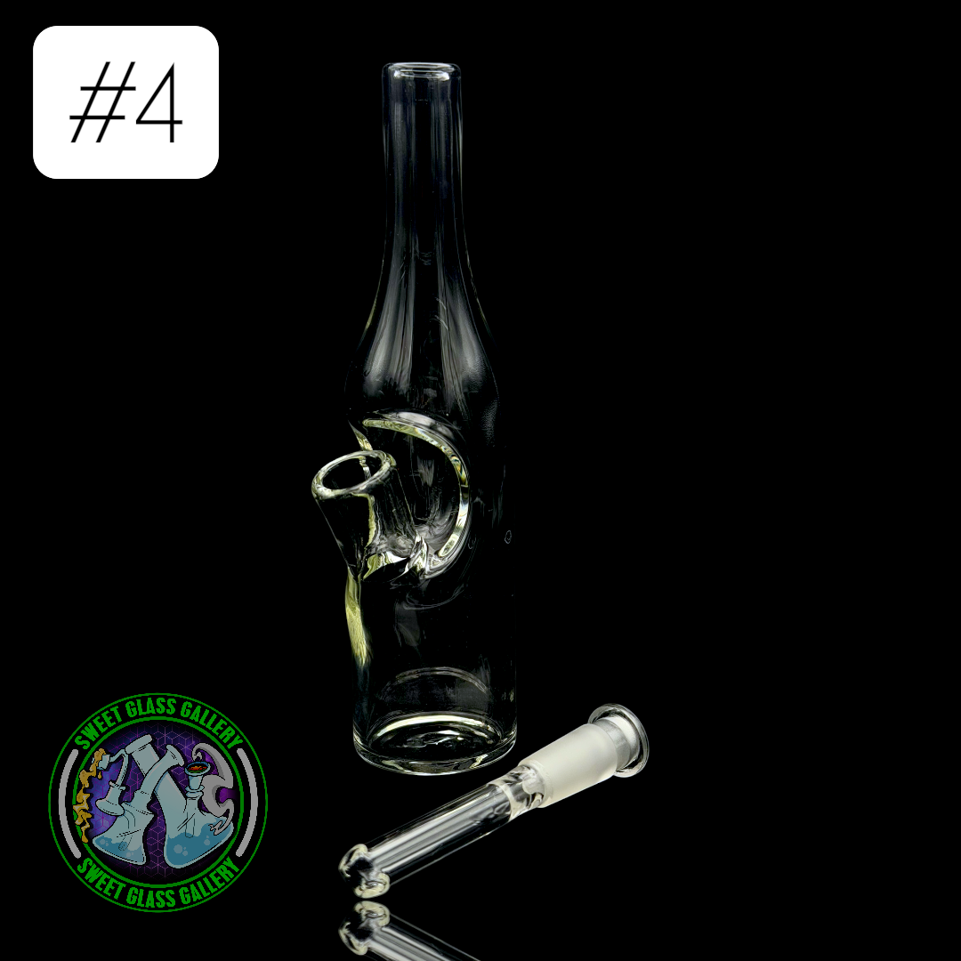 Billzboro Glass - Rig #4 - Saki Bottle *Small Blemishes