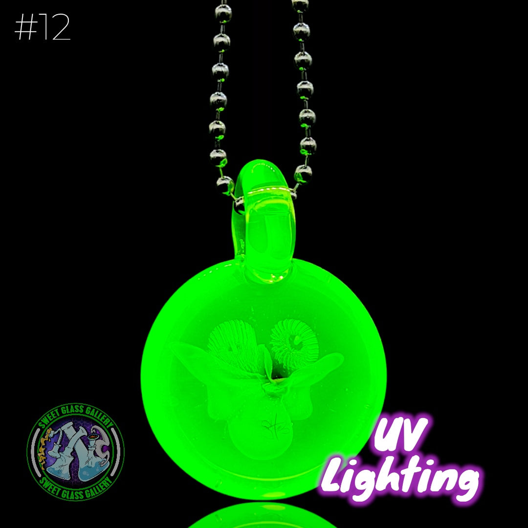 Steve H Glass - Pendant #12 - Face Implosion