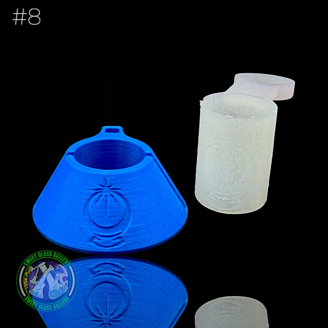 One Trick Pony - Pivot Tether + Stand #8 - White & Blue