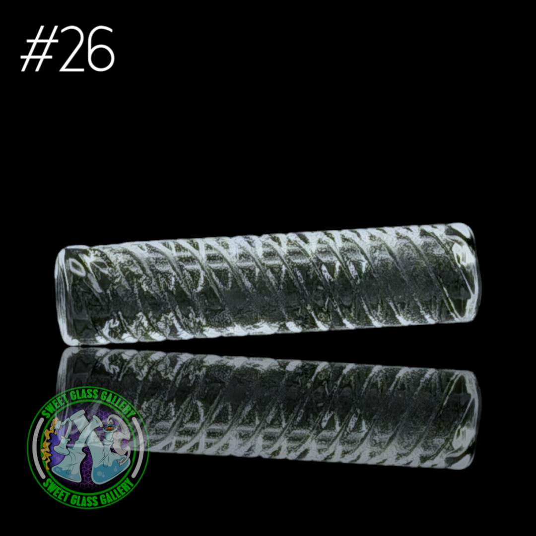GeeWest - Pillar #26 - 6x25mm Solid Quartz - Spiral