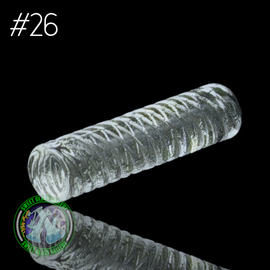 GeeWest - Pillar #26 - 6x25mm Solid Quartz - Spiral