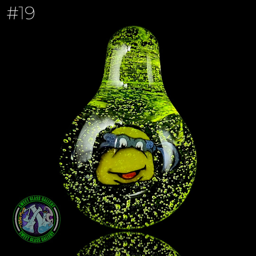 Keys Glass - Pendant #19 (Leonardo - Teenage Mutant Ninja Turtles)