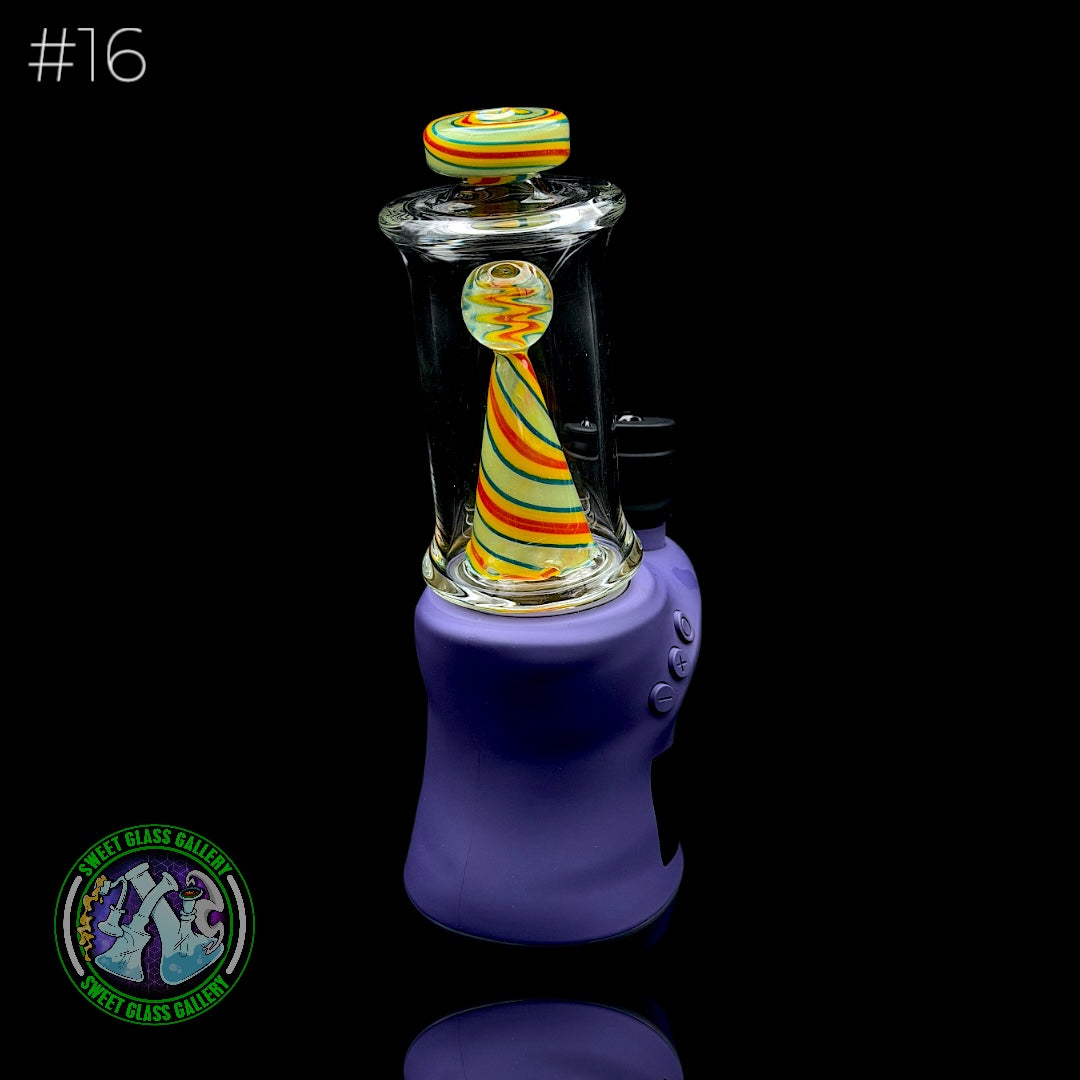 Toxic Glass - Focus V Carta Attachment #16 - Wigwag Green, Blue, Yellow & Red