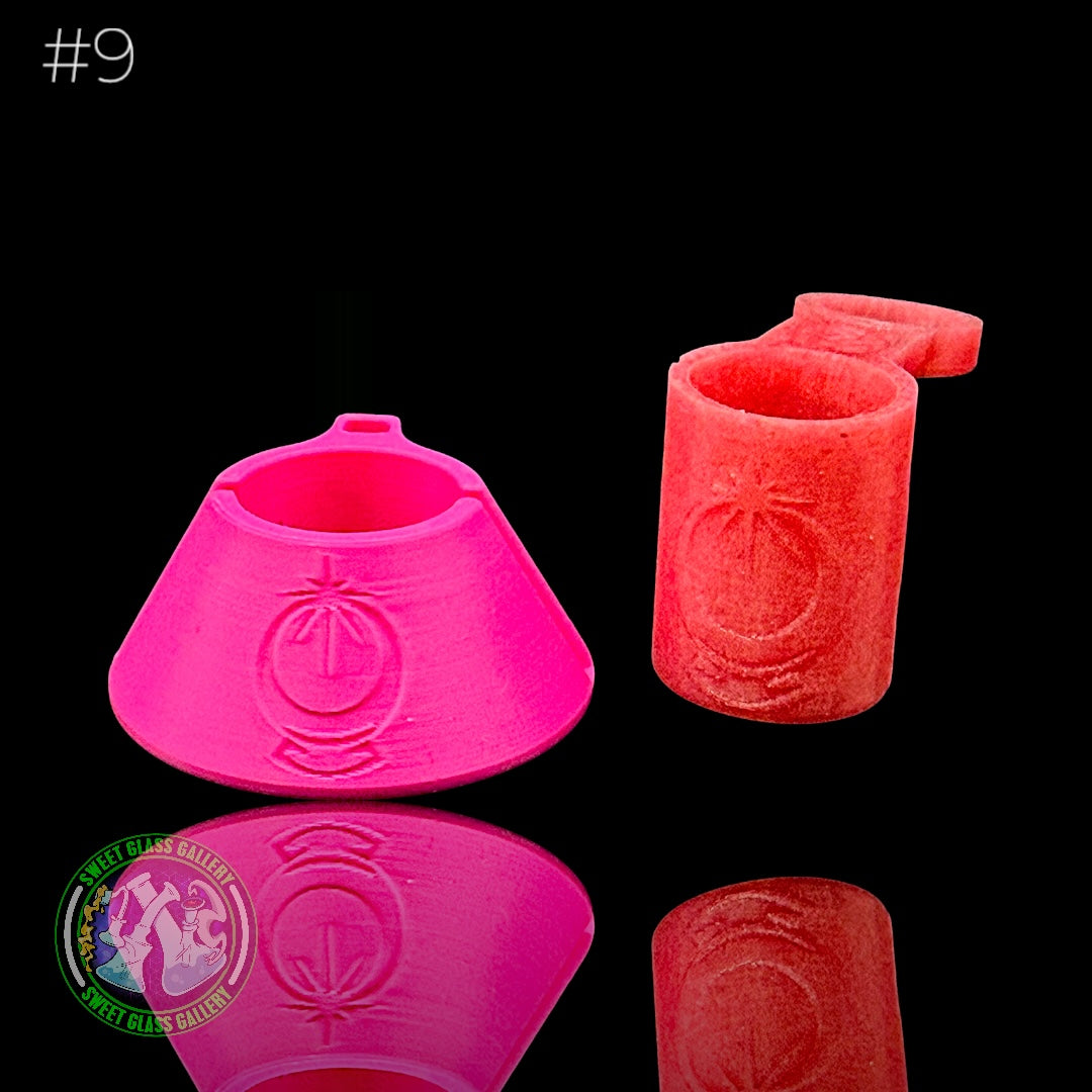 One Trick Pony - Pivot Tether + Stand #9 - Pink