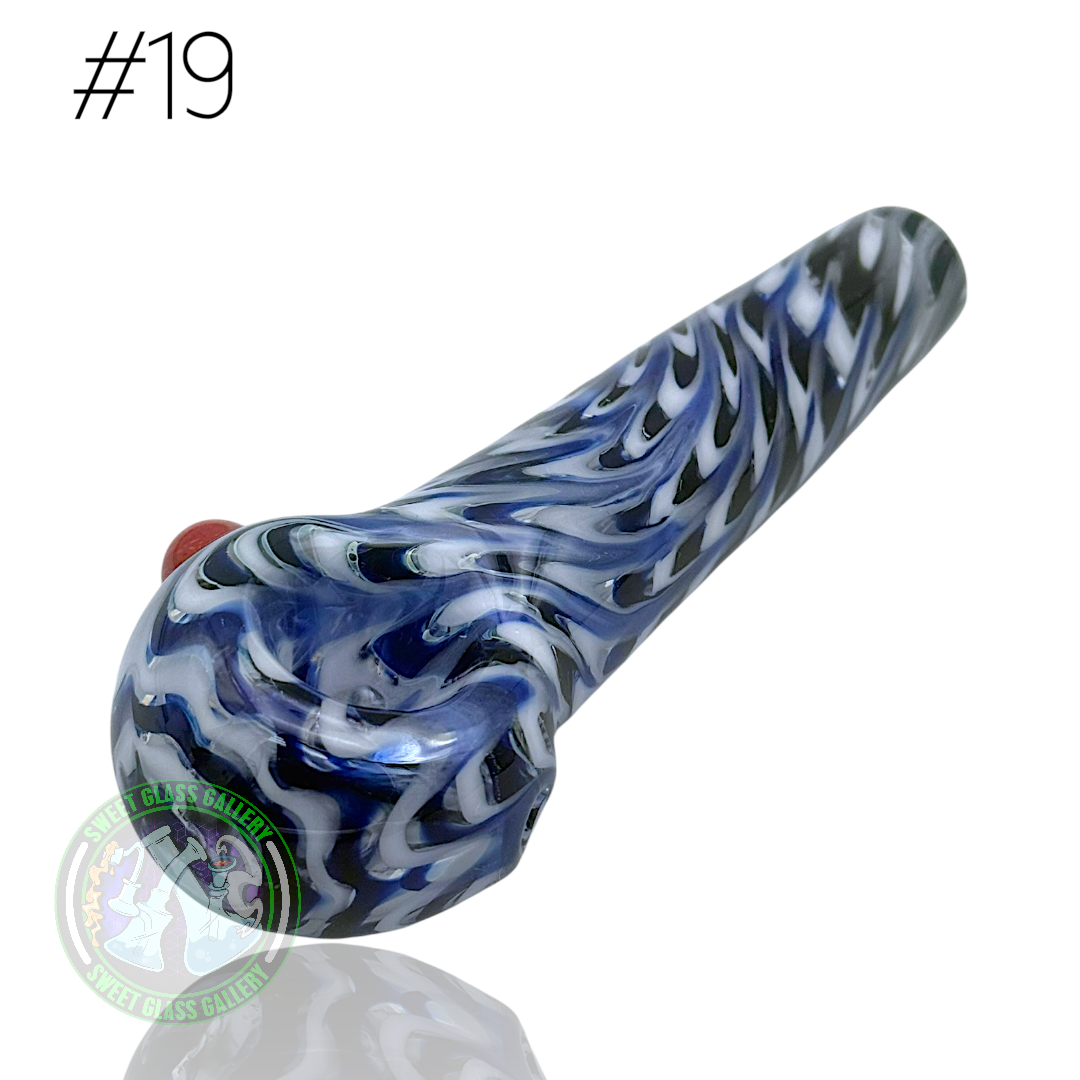 Daniel's Glass Art - Dry Pipe #19
