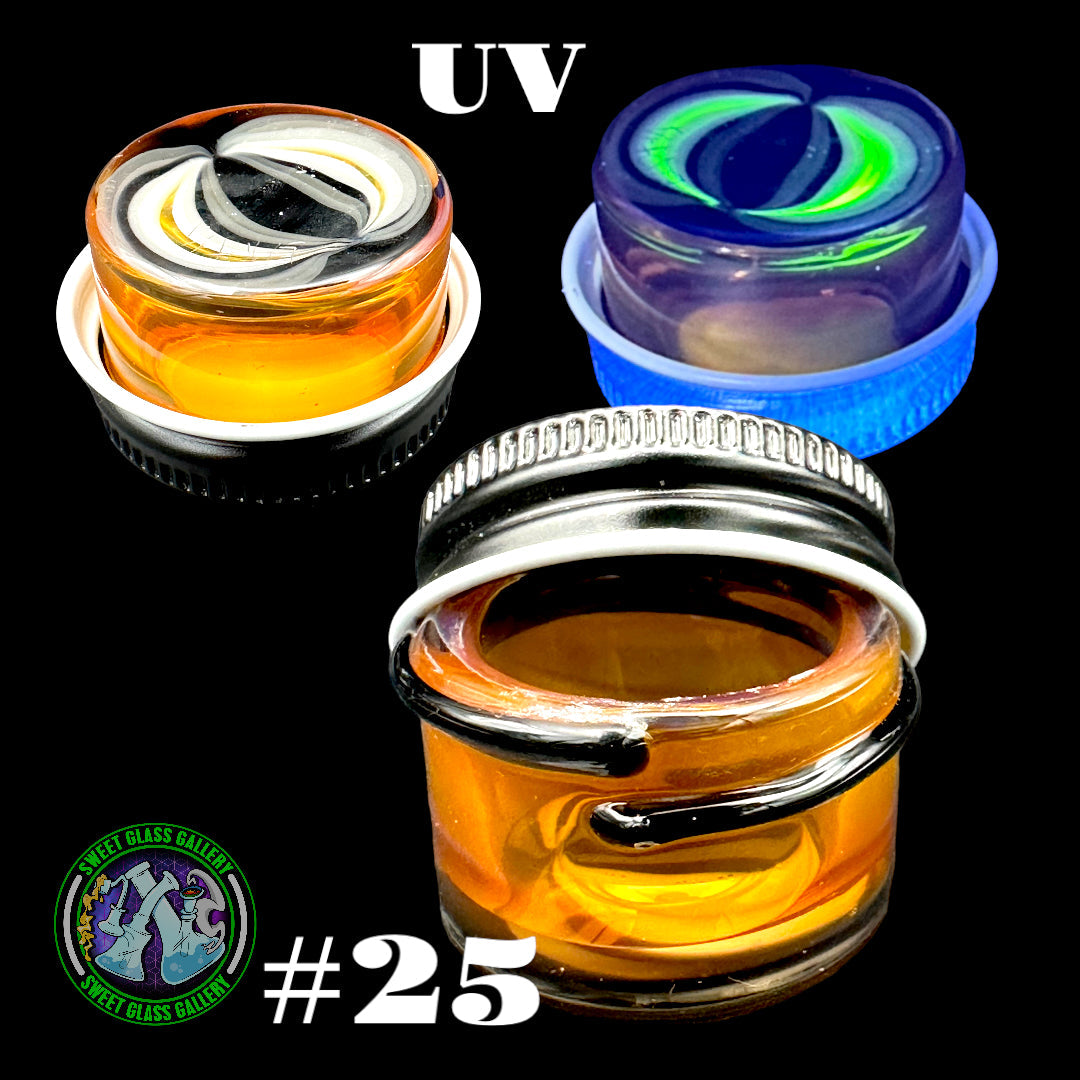 Empty 1 Glass - Micro Baller Jar #25 (Beachball - UV)