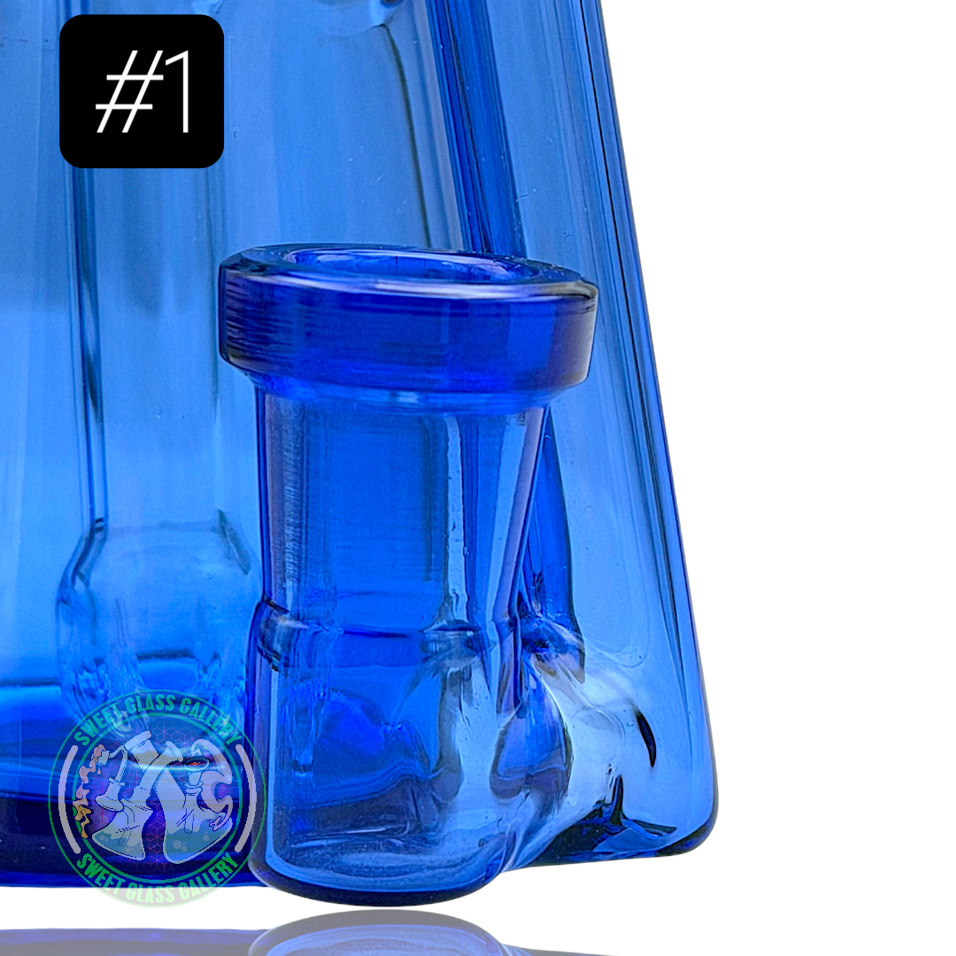 Hitman Glass - Rig #1 *Small Blemishes