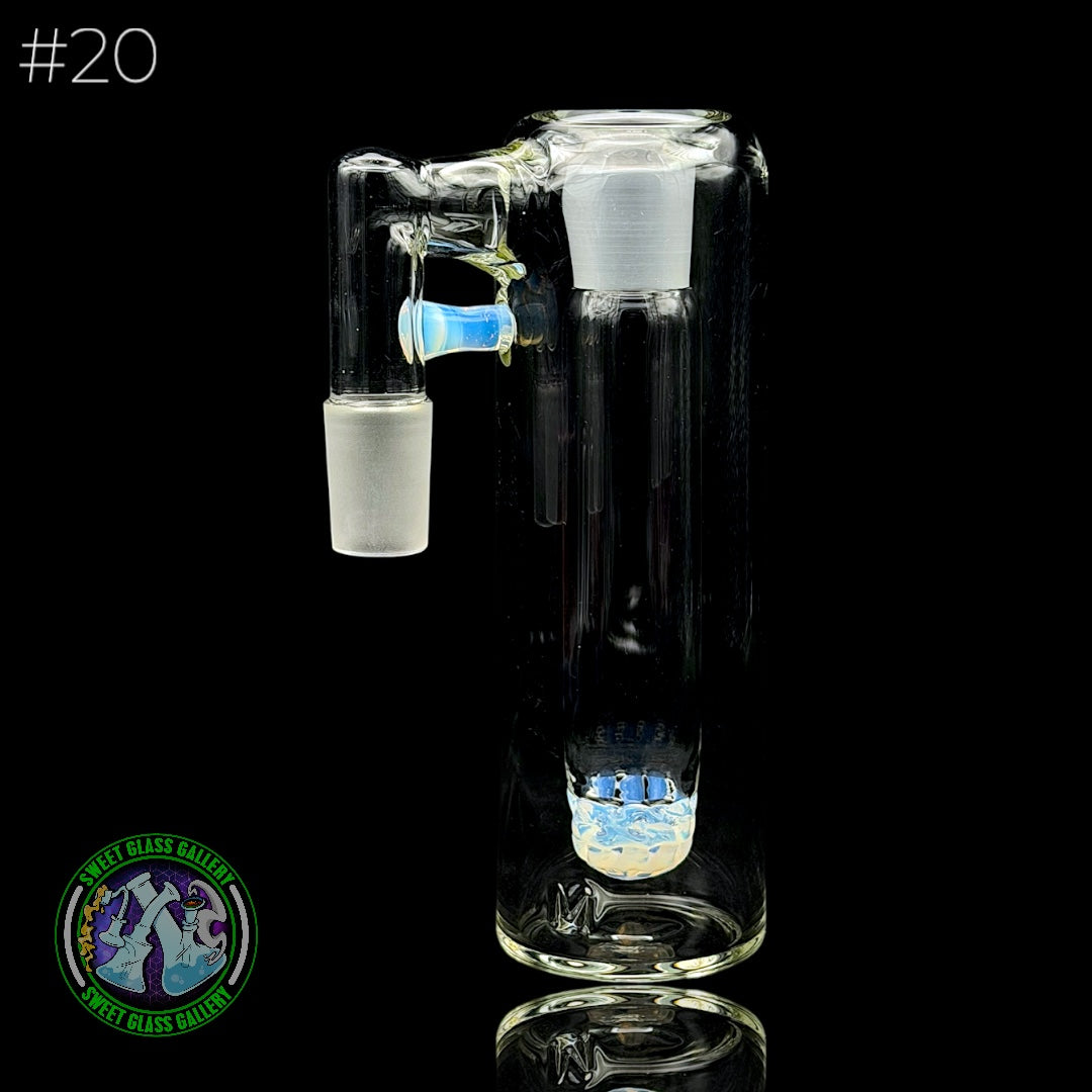 Fluid Glass - Ash Catcher 18mm  #20 (Secret White)