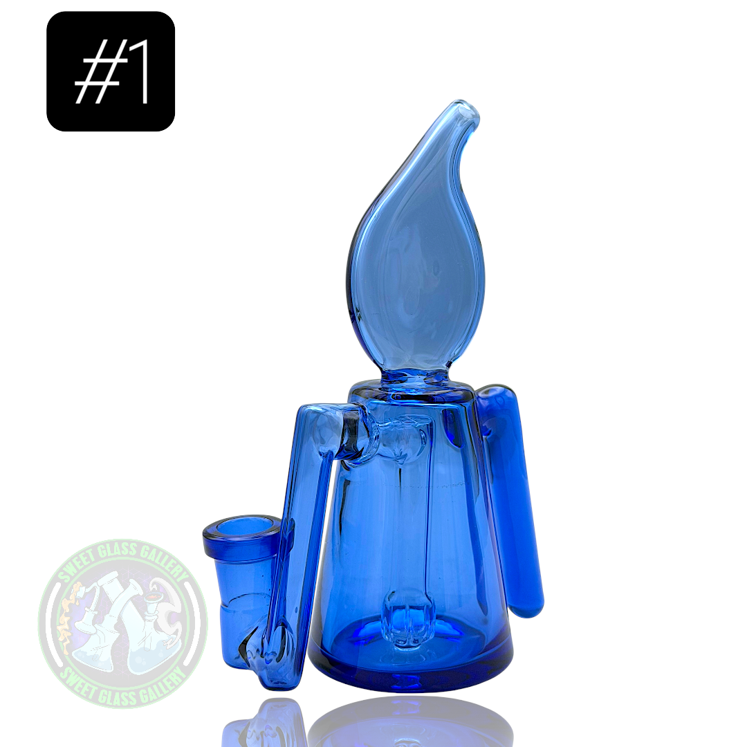 Hitman Glass - Rig #1 *Small Blemishes