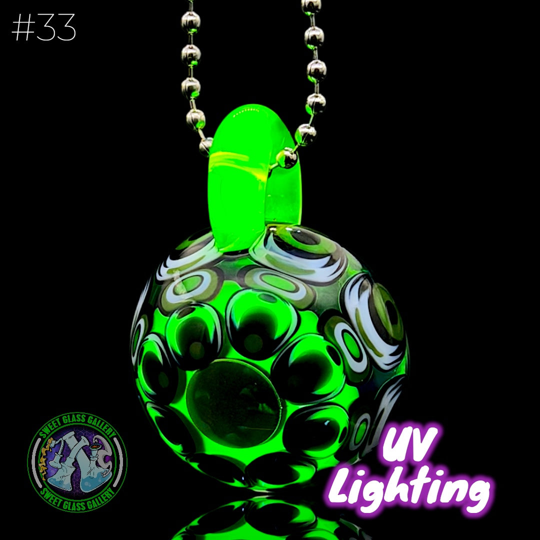 Steve H Glass - Pendant #33 - Dot Stack