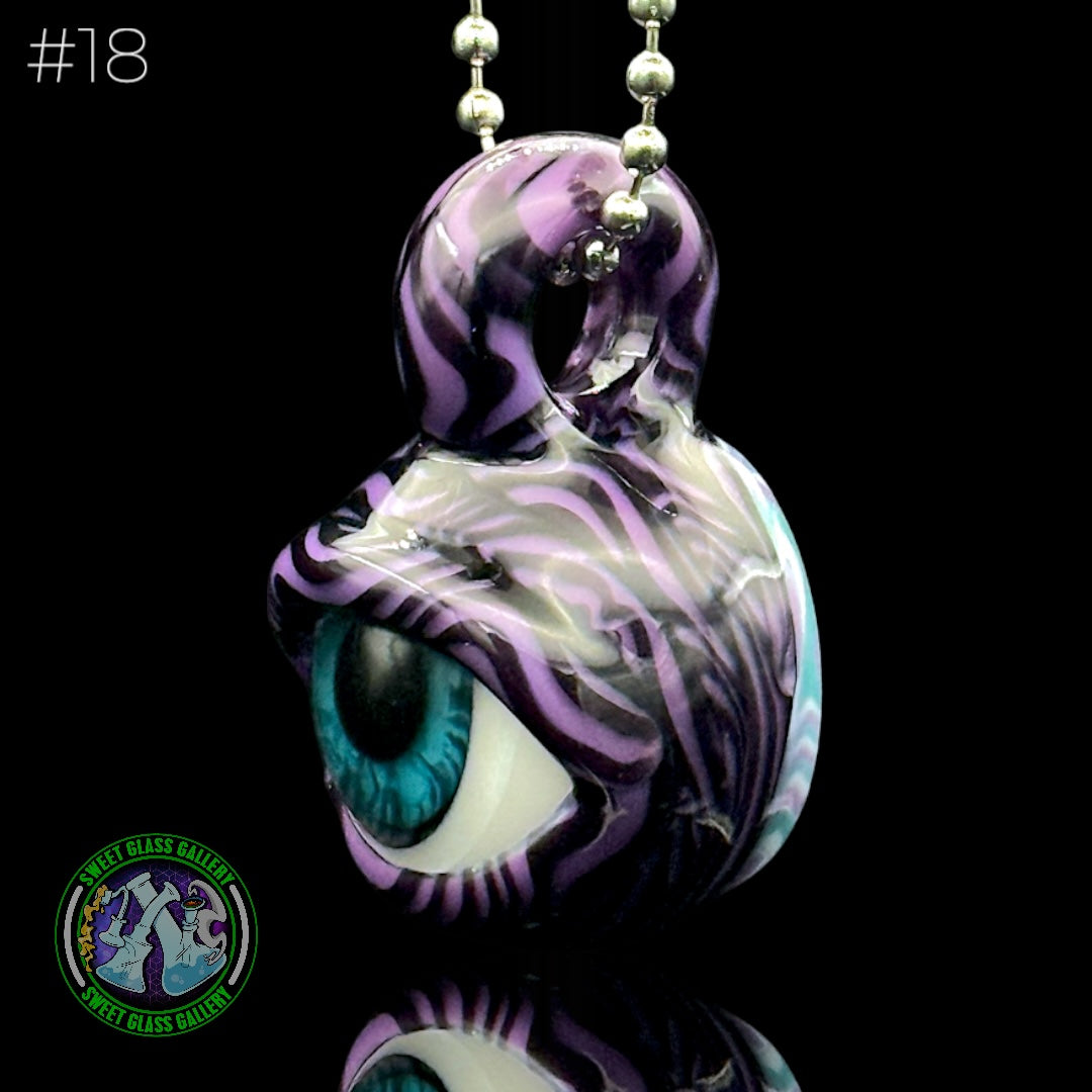 Boscoe - Pendant - Eye #18
