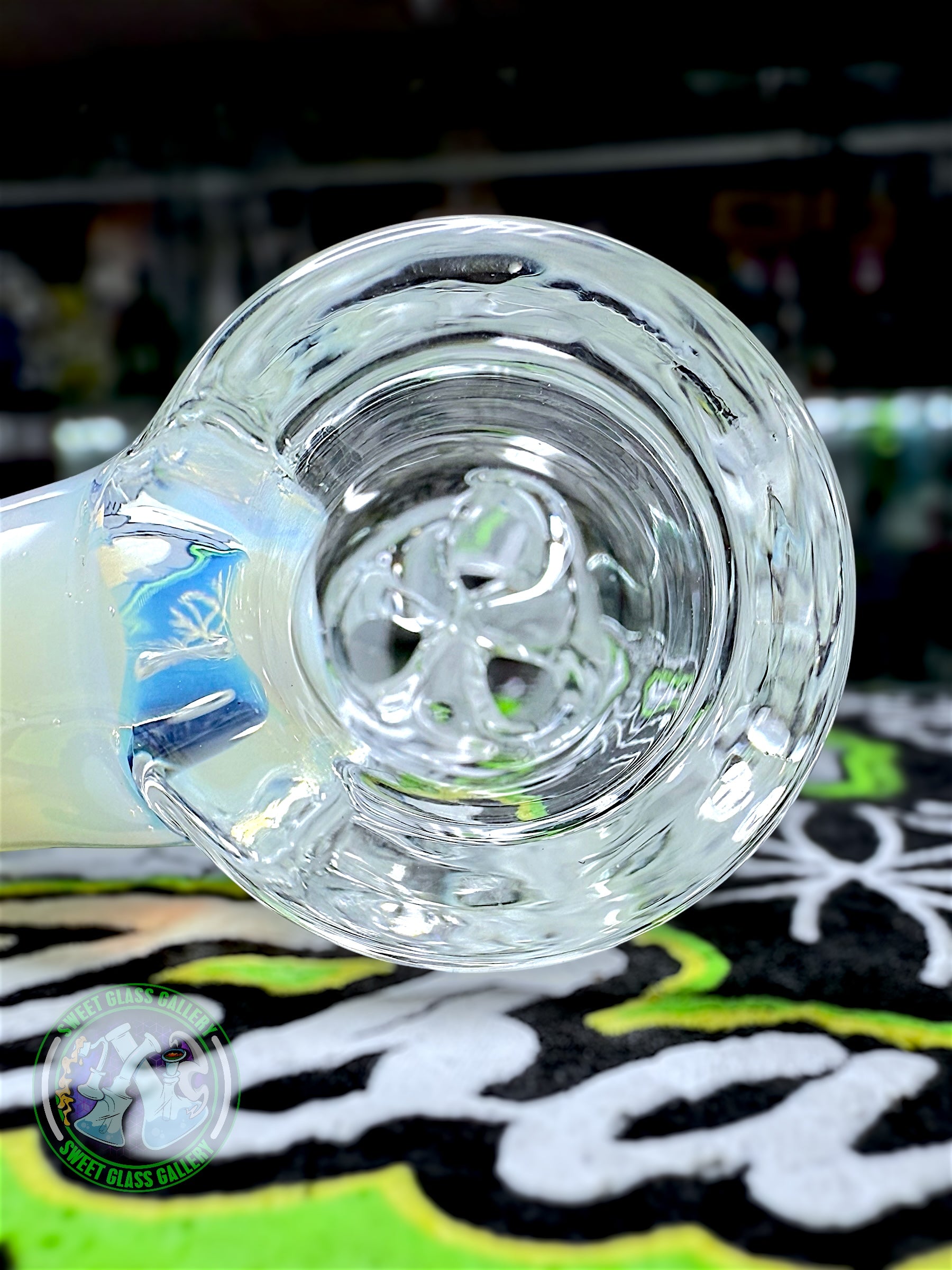 Fluid Glass - Tube #6 - Large Nautilus (Ghost)