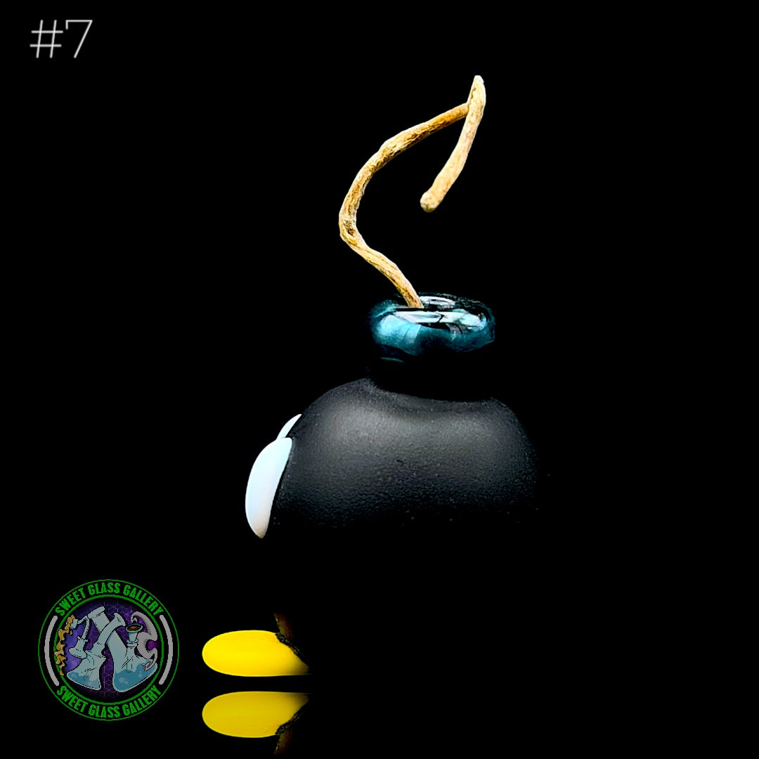 Sandberg Glass - Bob-omb - Hemp Wick Holder #7