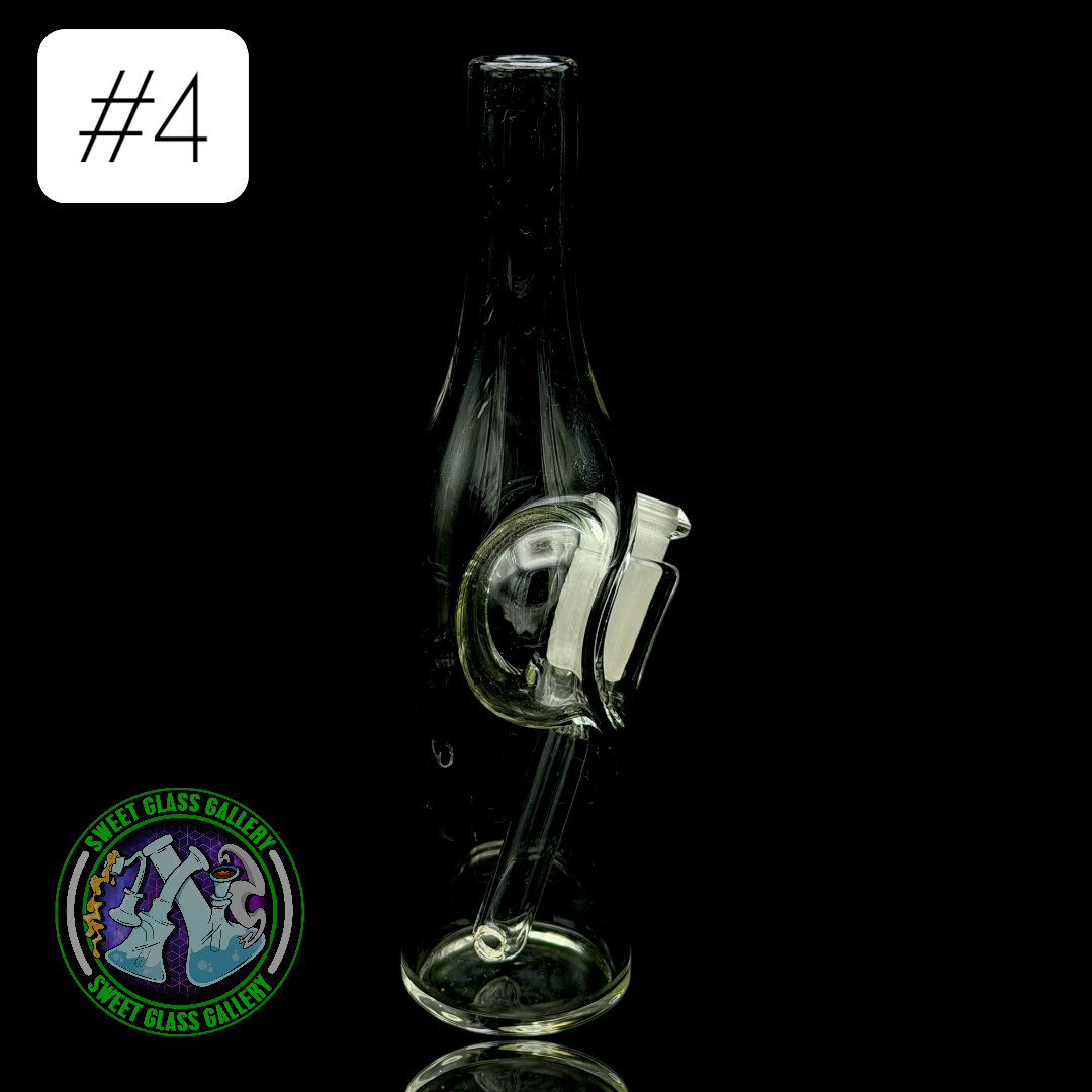 Billzboro Glass - Rig #4 - Saki Bottle *Small Blemishes