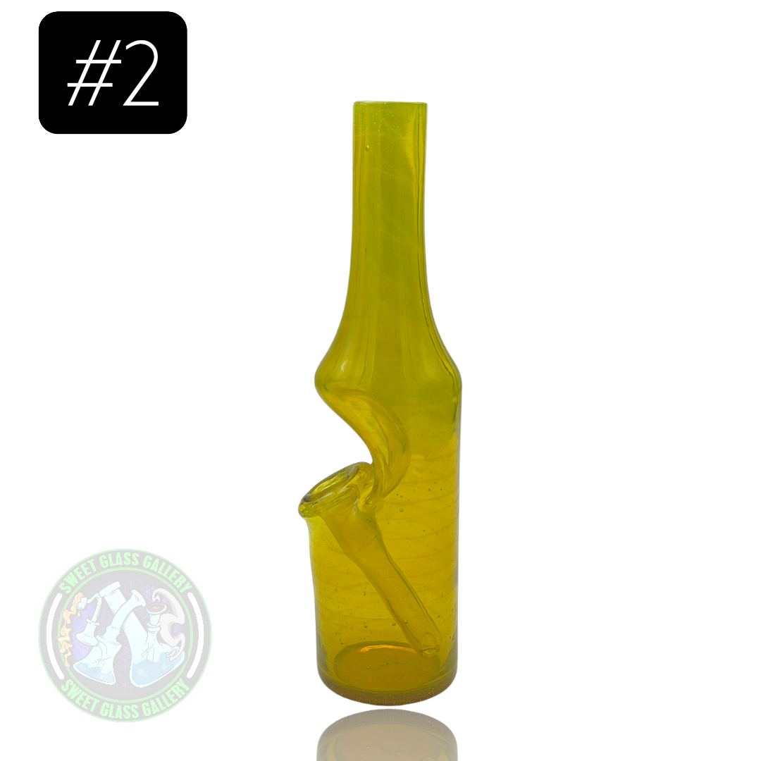 Billzboro Glass - Rig #2 - Saki Bottle