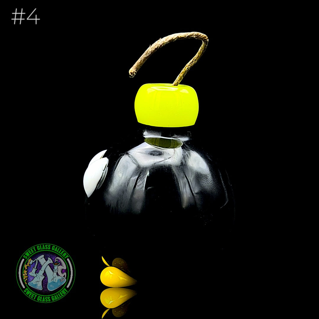 Sandberg Glass - Bob-omb - Hemp Wick Holder #4