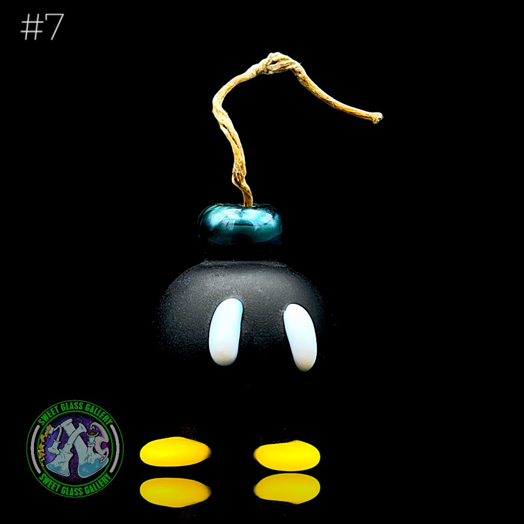 Sandberg Glass - Bob-omb - Hemp Wick Holder #7