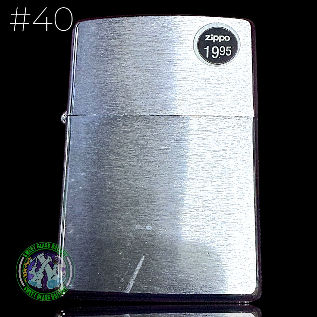 Zippo - Lighter #40 (Reg Brush Finish Chrome)